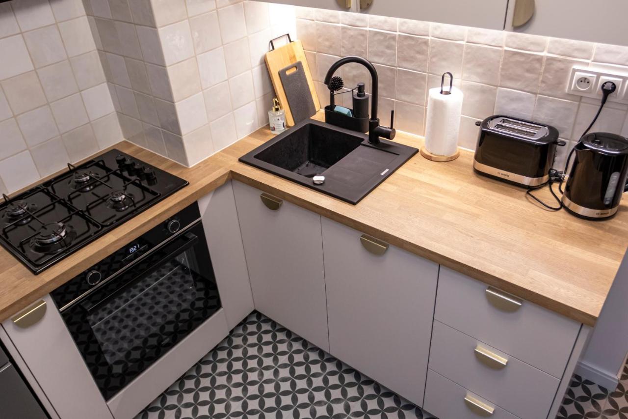 Apartament Przy Metrze Wierzbno Z Nuta Vintage Warsaw Ngoại thất bức ảnh