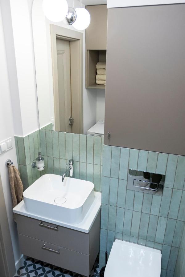 Apartament Przy Metrze Wierzbno Z Nuta Vintage Warsaw Ngoại thất bức ảnh