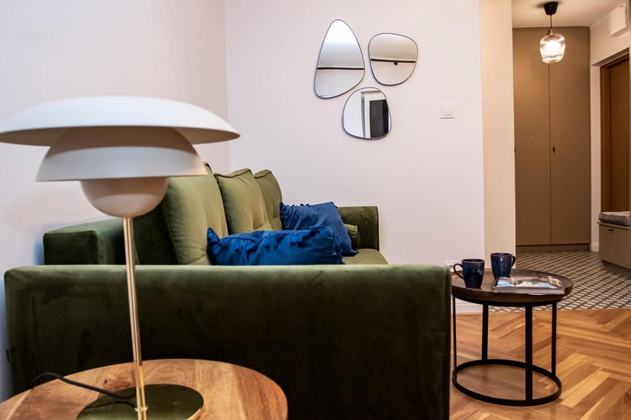 Apartament Przy Metrze Wierzbno Z Nuta Vintage Warsaw Ngoại thất bức ảnh