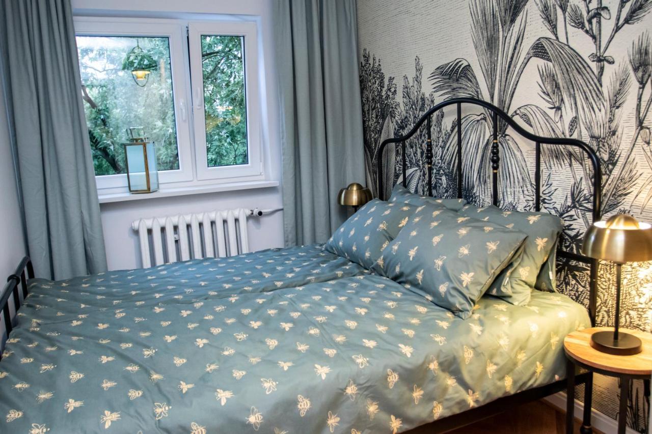 Apartament Przy Metrze Wierzbno Z Nuta Vintage Warsaw Ngoại thất bức ảnh