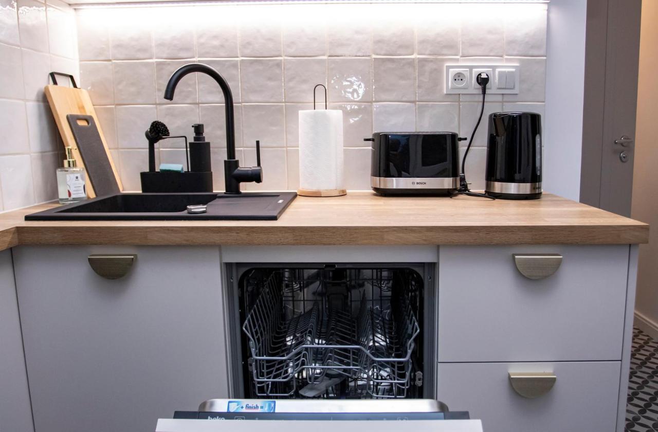 Apartament Przy Metrze Wierzbno Z Nuta Vintage Warsaw Ngoại thất bức ảnh